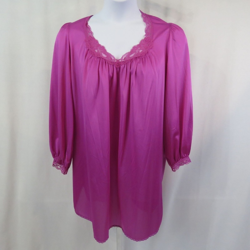 VTG Lorraine Solid Purple Lace Gown Shirt V Neck